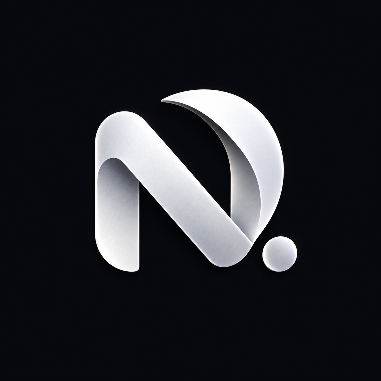 NUVERIQO 銀白 N/Q 品牌標誌